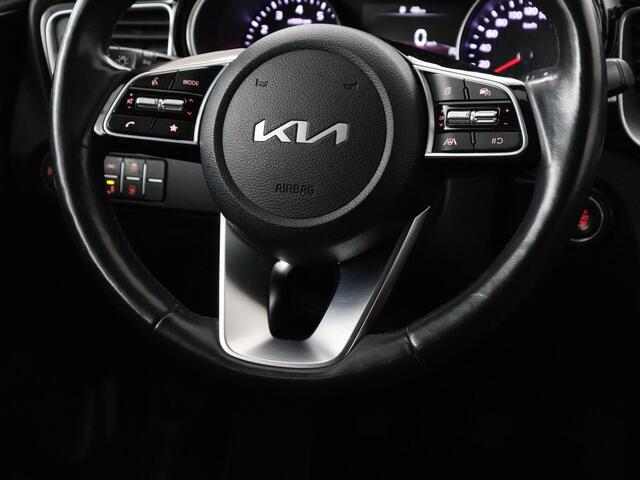 KIA CEE D Ceed 1.0 T-GDi DynamicPlusLine | Stoel & stuurverwarming | Trekhaak | Adaptive cruise | Camera | Carplay | Half leder | Keyless | Full LED | Navigatie