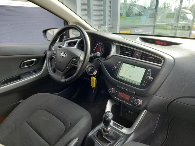 KIA CEE D cee'd Sportswagon 1.0 T-GDi Design Edition - CARPLAY / ANDROID - CARMERA - CLIMA - CRUISE - PDC - NL AUTO
