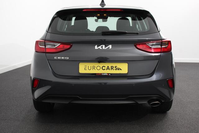 KIA CEE D Ceed 1.0 T-GDi Comfort Navigatie Apple Carplay/ Android Auto Camera DAB Airco Stoelverwarming Cruise Control