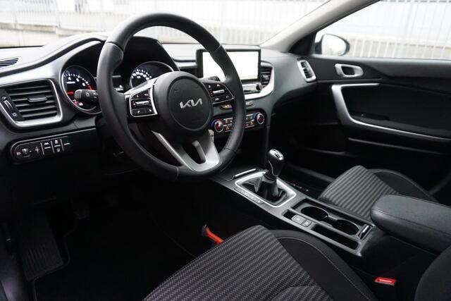 KIA CEE D Ceed 1.0 T-GDi 120PK DynamicLine/NL-Auto/All-Seasonband /1e Eigenaar.