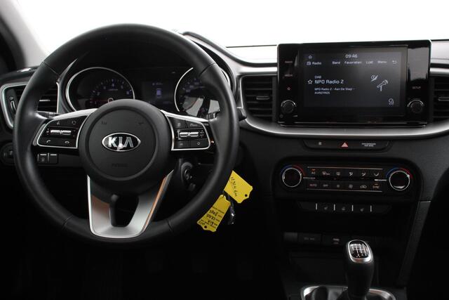 KIA CEE D Ceed 1.0 T-GDi 120pk Vision | Navigatie | Apple Carplay/Android Auto | Climate Control | Cruise control | Camera | Extra Getint Glas | DAB