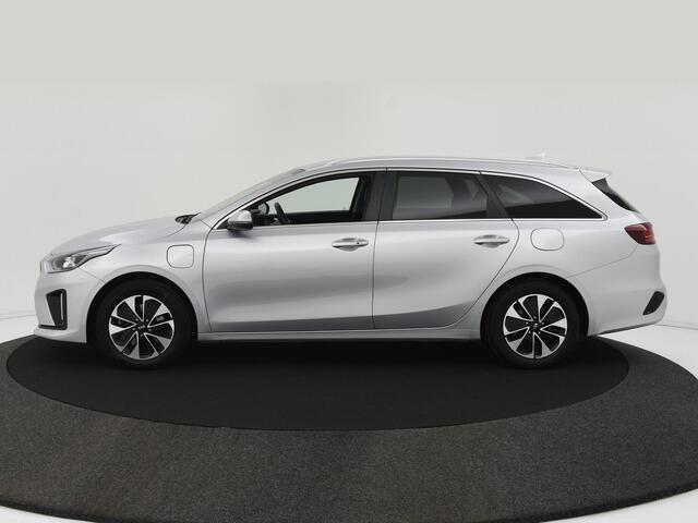 KIA CEE D Ceed Sportswagon 1.6 GDI 140PK PHEV DynamicPlusLine TREKH|LED|STOEL+STUUVERW|ACC|CAMERA|1/2LEER|NAVI
