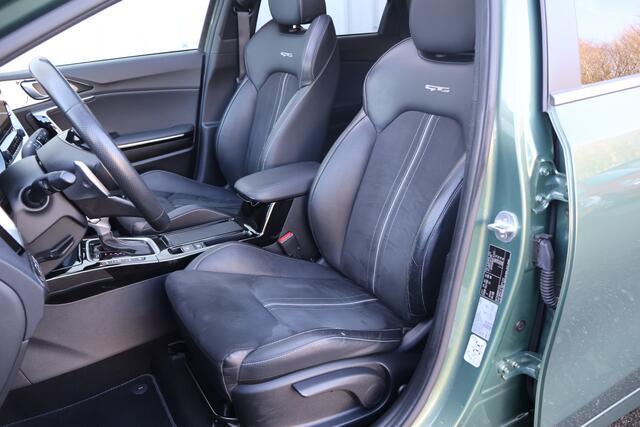 KIA CEE D Ceed Sportswagon 1.5 T-GDi GT-Line | Automaat | Pano | Trekhaak