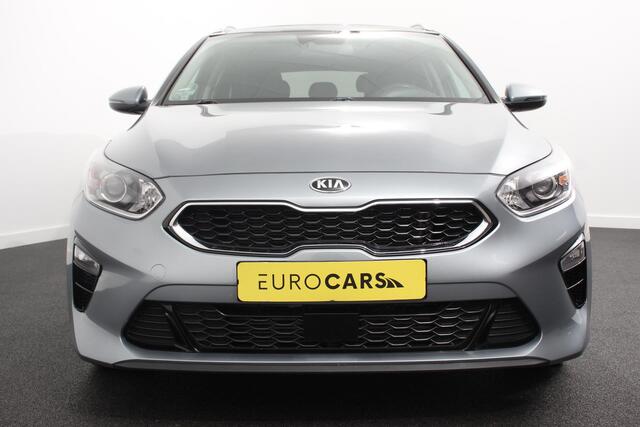 KIA CEE D Ceed Sportswagon 1.4 T-GDi Automaat DynamicLine | Panoramadak | Adaptive Cruise Control | Lane Assist | Camera | Stoel/Stuurverwarming | Apple Carplay/Android Auto | JBL Soundsystem | Navigatie |
