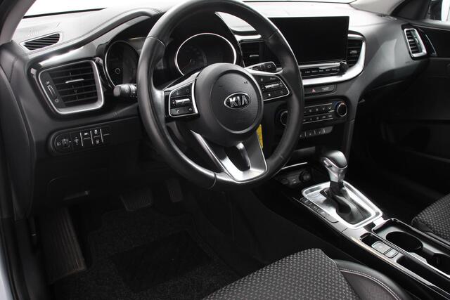 KIA CEE D Ceed Sportswagon 1.4 T-GDi Automaat DynamicLine | Panoramadak | Adaptive Cruise Control | Lane Assist | Camera | Stoel/Stuurverwarming | Apple Carplay/Android Auto | JBL Soundsystem | Navigatie |