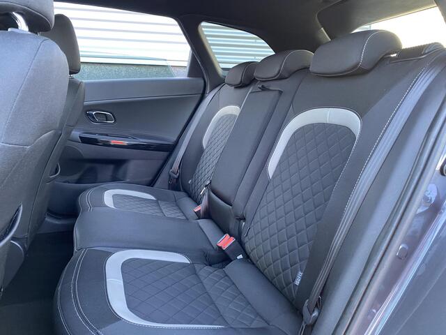 KIA CEE D cee'd Sportswagon 1.0 T-GDi GT-PlusLine Navigatie, Stoel- & Stuurwielverwarming, Climte control, LMV 17", Achteruitrijcamera, Parkeersensoren, Dealeronderhouden