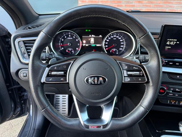 KIA CEE D 1.5 T-GDI MHEV GTLED