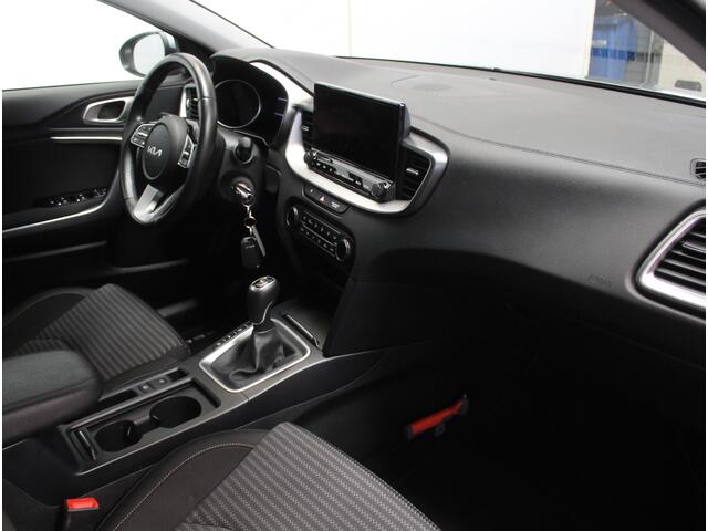 KIA CEE D Ceed 1.0 T-GDi DynamicLine CLIMATE | CAMERA | CARPLAY | LED | LMV16 | NAVI | PDCA | ADAPCRUISE | DAB