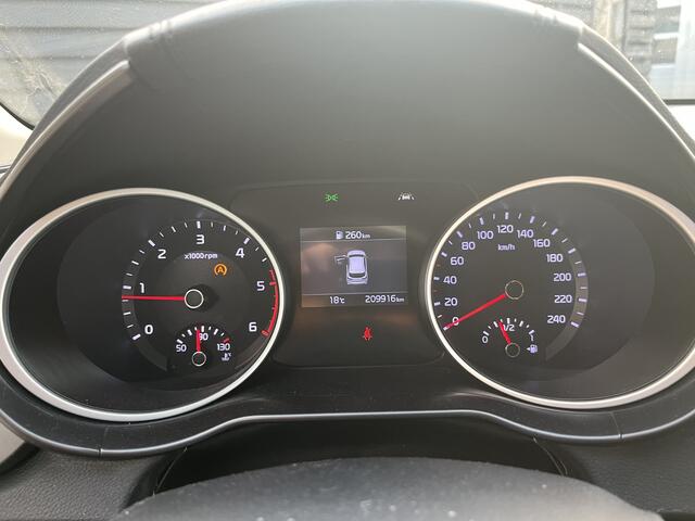 KIA CEE D Ceed 1.6 CRDi DynamicLine / Cruise / Carplay / Clima / Lmv