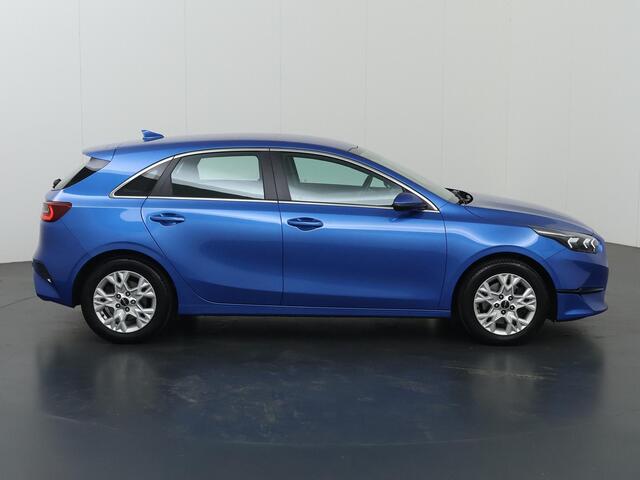 KIA CEE D Ceed 1.5 T-GDi DynamicLine | Trekhaak | Navigatie | Parkeercamera | Climate Control | Cruise Control |