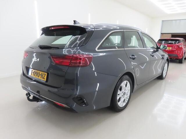 KIA CEE D CEED SPORTSWAGON 1.5 T-GDI DYNAMICLINE I TREKHAAK I APPLE CARPLAY I ADAPTIVE CRUISE CONTROL I P-CAMERA
