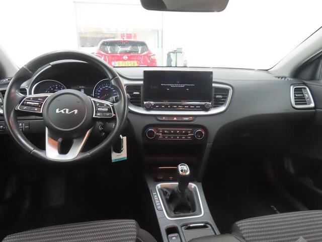 KIA CEE D CEED SPORTSWAGON 1.5 T-GDI DYNAMICLINE I TREKHAAK I APPLE CARPLAY I ADAPTIVE CRUISE CONTROL I P-CAMERA