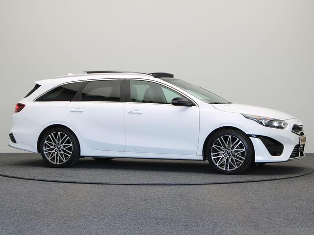 KIA CEE D Ceed Sportswagon 1.5 T-GDi GT-PlusLine | Panoramadak | Stoel en Stuurverwarming | JBL Audio |