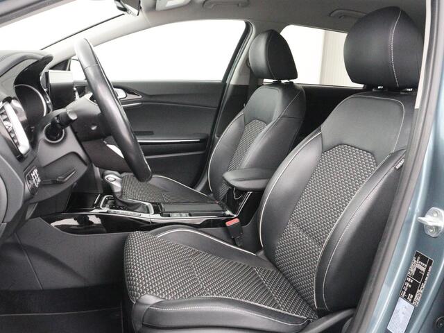 KIA CEE D Ceed 1.6 GDI PHEV DynamicPlusLine | Stoel & stuurverwarming | Adaptive cruise | Camera | Carplay | Keyless | Full LED | Navigatie | Climate control | Plug In