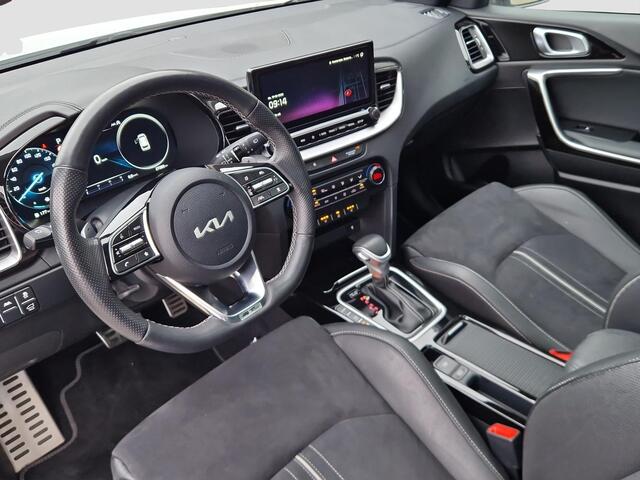 KIA CEE D Ceed Sportswagon 1.5 T-GDi GT-PlusLine | Trekhaak | Hulpveren | Stoelverwarming | JBL |