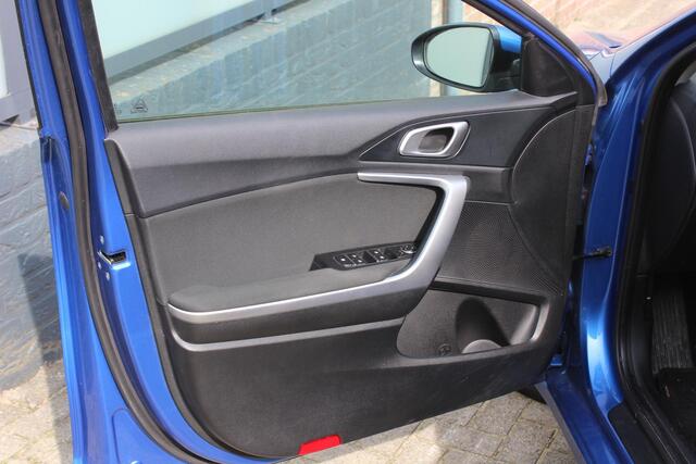 KIA CEE D cee'd Sportswagon 1.6 GDI DynamicLine Navi, Camera, Carplay, All Season