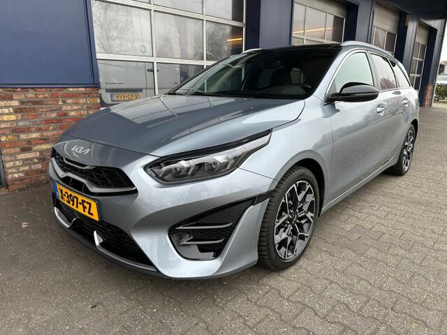 KIA CEE D 1.5 T-GDI GT-LINE, Camera, Elektr. A klep, Stoel/stuurwiel verw, Pano, Carplay, ALL IN prijs!