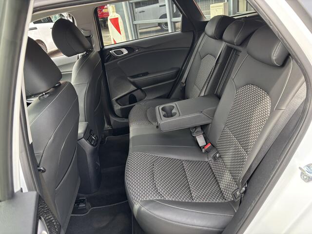 KIA CEE D Ceed Sportswagon 1.5 T-GDi DynamicPlusLine / Android Auto/Applecarplay / Digital Cockpit / Stoel & Stuurverwarming /
