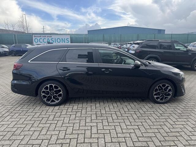 KIA CEE D Ceed Sportswagon 1.5 T-GDi GT-Line Panoramadak | Camera | Navigatie | Stoel/stuur verwarming