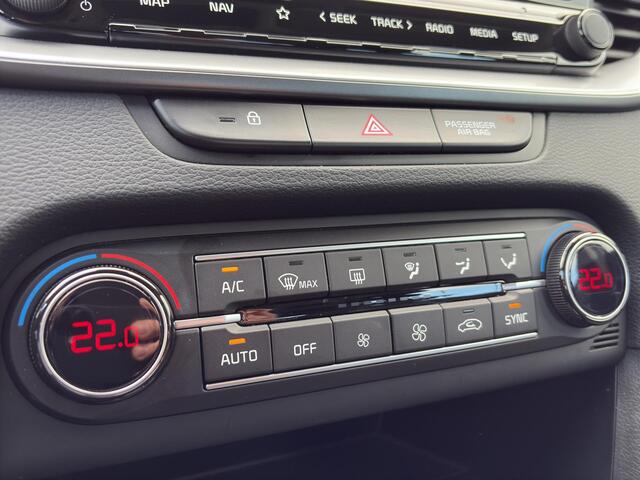 KIA CEE D Ceed Sportswagon 1.5 T-GDi DynamicLine Automaat Navi | Cruise | Camera | LMV | Sensoren |