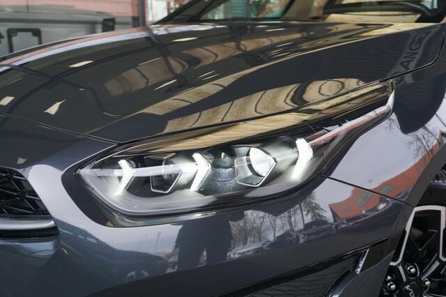 KIA CEE D Ceed Sportswagon 1.5 T-GDi GT-Line | Schuif-/kanteldak | Stoel-/stuurverwarming