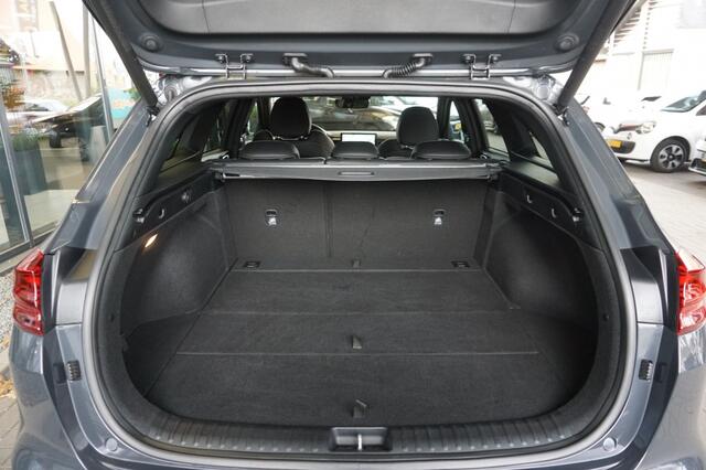 KIA CEE D Ceed Sportswagon 1.5 T-GDi GT-Line | Schuif-/kanteldak | Stoel-/stuurverwarming