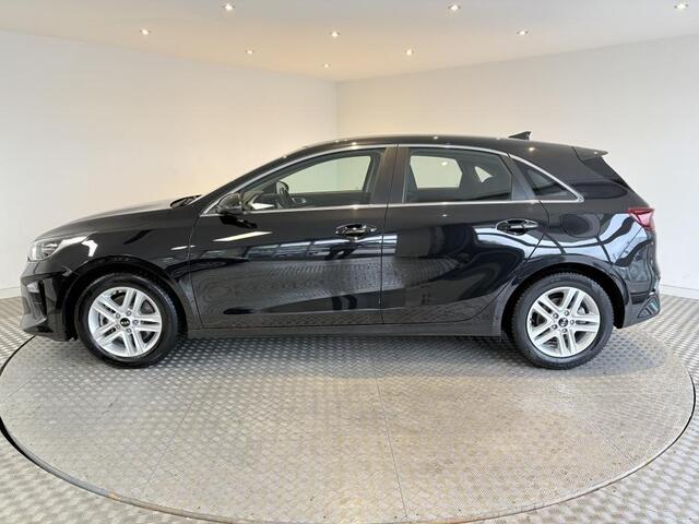 KIA CEE D Ceed 1.0 T-GDi DynamicLine / Camera
