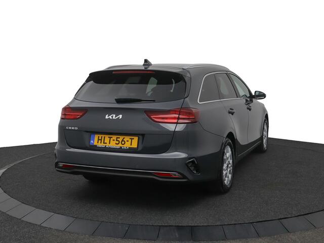 KIA CEE D Ceed Sportswagon 1.5 T-GDi DynamicPlusLine Automaat - Elektrische Achterklep - Stoel / Stuur Verwarming - Climate Control - Adaptive Cruise Control Fabrieksgarantie tot 04-2032 of 150.000 km