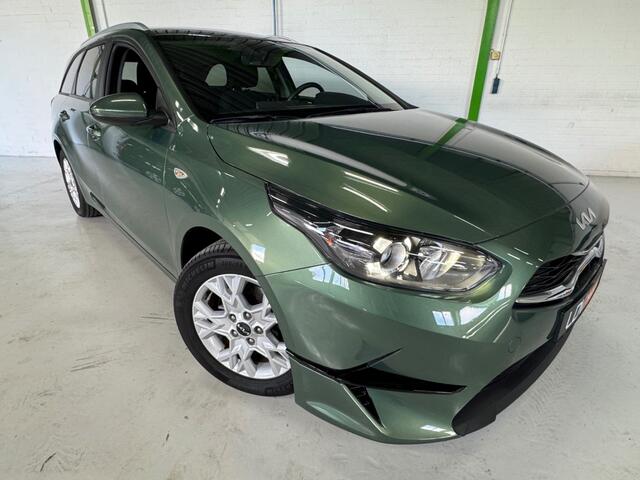 KIA CEE D 1.0 T-GDI DYNAMIC-LINE / AFNBARE TREKHAAK / 24668 km / Dealer onderhouden / Apple carplay / Documentatie aanwezig.