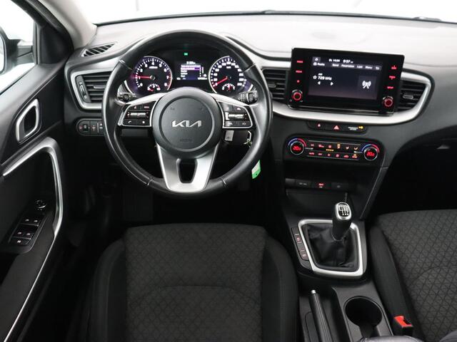 KIA CEE D Ceed 1.0 T-GDi ComfortLine | Trekhaak | Adaptive cruise | Camera | Carplay | Half leder | Climate control | Parkeerhulp | Bluetooth | LED