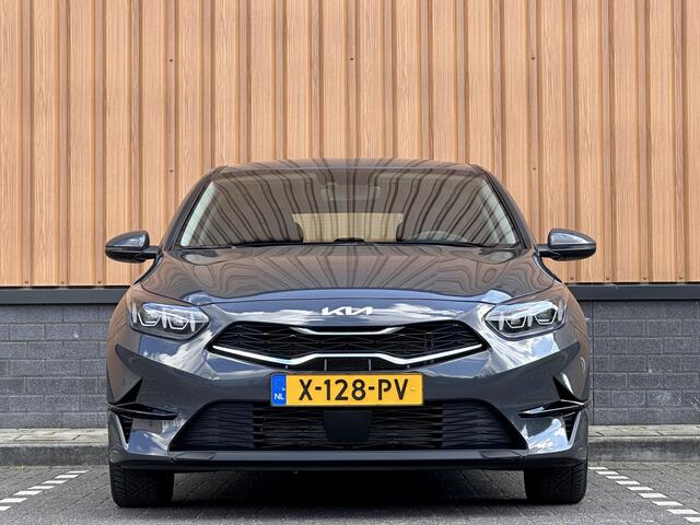 KIA CEE D Ceed 1.0 T-GDi DynamicLine | Cruise Control | Apple Carplay | Android Auto | Achteruitrijcamera | Parkeersensoren | Isofix | Led
