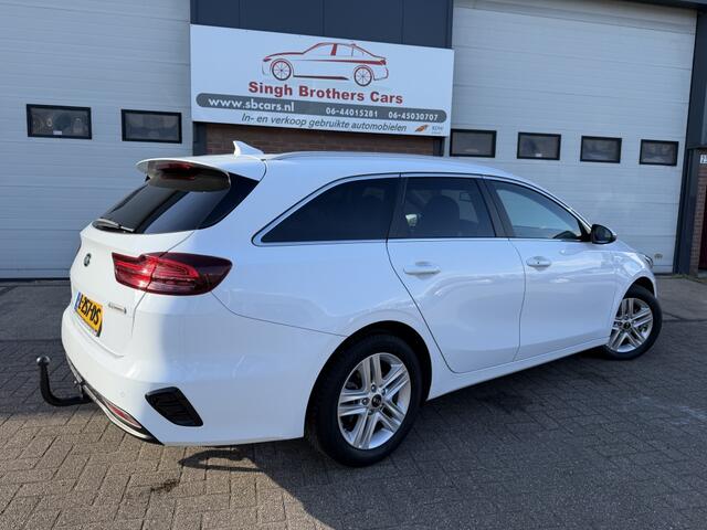 KIA CEE D Ceed Sportswagon 1.5 T-GDi Dyn.PlusL. AUT KEYLEES CAMERA LEER INRUIL MOG!!!
