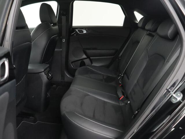 KIA CEE D Ceed 1.0 T-GDi GT-Line | Panoramadak | Leder/Alcantara | Stoelverwarming | Carplay | Keyless | Stuurverwarming | Digital Cockpit | Sportstoelen | Navigatie | Full LED | Camera | Dodehoek detectie