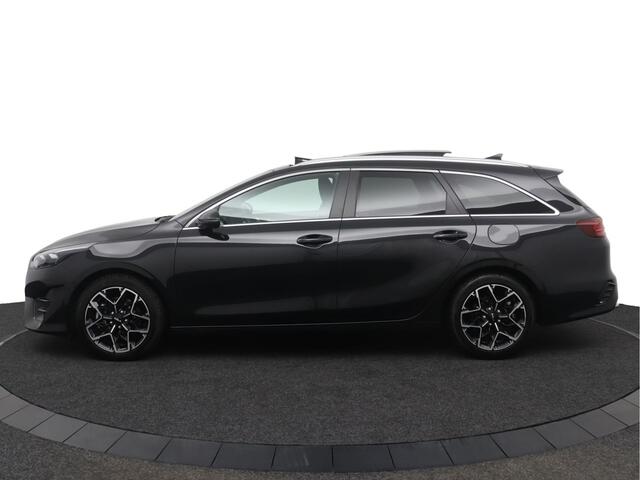 KIA CEE D Ceed Sportswagon 1.5 T-GDi GT-Line - Climate Control - Cruise Control - Schuif/Kanteldak - Stoel/Stuurverwarming- Navigatie- Apple Carplay/Android Auto Fabrieksgarantie 04-2032 of 150.000 km
