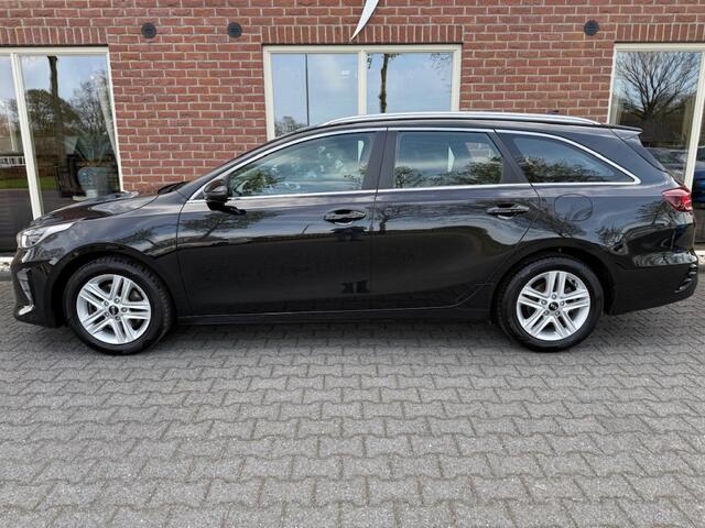 KIA CEE D Ceed Sportswagon 1.0 T-GDi DynamicL. CAMERA / CLIMA / CARPLAY / NAVI / CRUISE / A