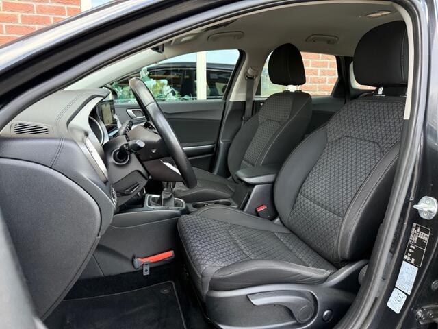 KIA CEE D Ceed Sportswagon 1.0 T-GDi DynamicL. CAMERA / CLIMA / CARPLAY / NAVI / CRUISE / A
