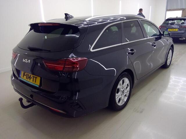 KIA CEE D CEED SPORTSWAGON 1.5 T-GDi DYNAMICPLUSLINE I TREKHAAK (1410KG) I STOEL/STUURVERWARMING I P-CAMERA