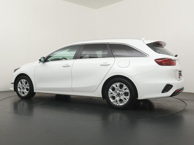 KIA CEE D Ceed Sportswagon 1.5 T-GDi DynamicPlusLine Elektrische Achterklep - Stoel / Stuur Verwarming - Climate Control - Adaptive Cruise Contr Fabrieksgarantie tot 04-2032 of 150.000km