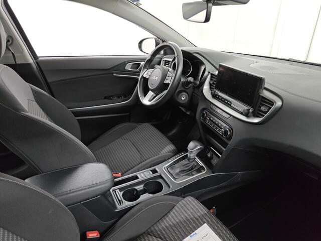 KIA CEE D Ceed Sportswagon 1.0 T-GDi MHEV AUT! 1e Eig! Camera! Carplay! VERWACHT!