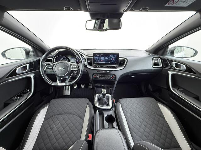 KIA CEE D Ceed Sportswagon T-120PK GT-Line Camera Apple Carplay/Android Zwarte-Hemel Navi Ecc Cruise Pdc 1/2 Leder 17"lm Regensensor Rijstrooksensor Led Bluetooth Verkeersbord detectie Connected 1e Eigenaar EURO6 Volledig Kia-Dealer OnderhoudenOrig.NLse auto