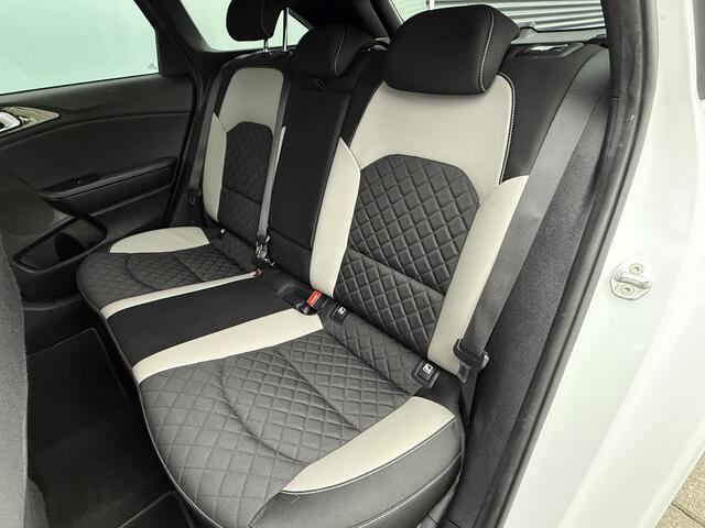 KIA CEE D Ceed Sportswagon BWJ 2021 | 1.0T 120PK GT-Line Business Edition | LEER/STOF | NAVI | CLIMA | STOEL&STUUR VERW | CARPLAY | CAMERA |