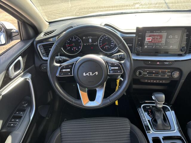KIA CEE D Ceed 1.5 T-GDi DynamicPlusLine / Applecarplay/Android Auto / Stoel en Stuurverwarming / Cruise Control /