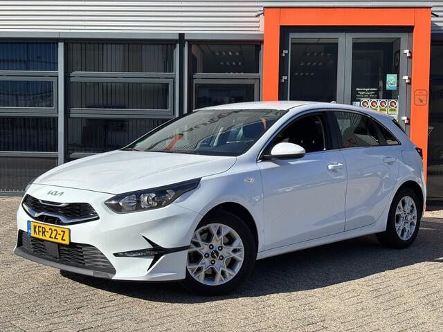 KIA CEE D Ceed 1.5 T-GDi DynamicPlusLine / Applecarplay/Android Auto / Stoel en Stuurverwarming / Cruise Control /
