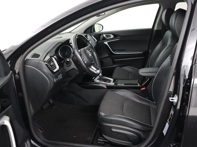 KIA CEE D Ceed 1.6 GDI PHEV DynamicPlusLine | Trekhaak | Stoelverwarming | Adaptive cruise | Camera | Carplay | Half leder | Full LED | Keyless | File Assistent | Navigatie | Plug In