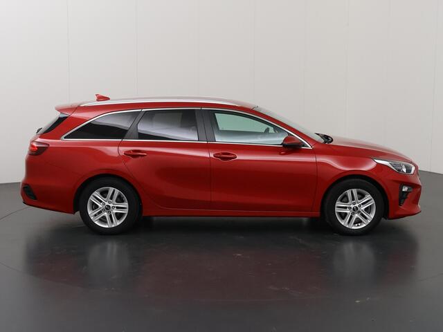 KIA CEE D Ceed Sportswagon 1.0 T-GDi DynamicPlusLine | Trekhaak | Stoel/Stuurwielverwarming | Navigatie | Parkeercamera | Climate control | Keyless Go |