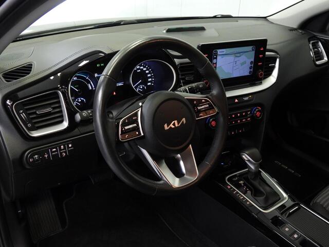 KIA CEE D Ceed Sportswagon 1.6 GDI PHEV Plug-In DynamicLine NAVI-APP/CAMERA/LED/16"LMV!