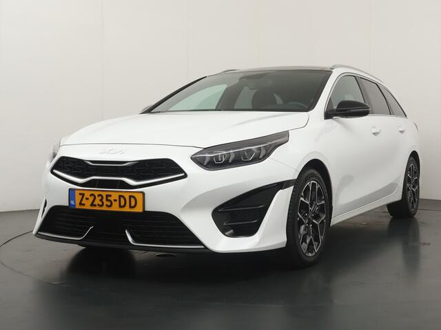 KIA CEE D Ceed Sportswagon 1.5 T-GDi GT-Line - Schuifkantel dak - All-Season banden - Camera - AppleCarplay - Android Auto Fabrieksgarantie tot 03-2032 of 150.000Km