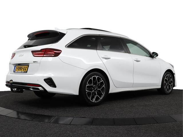 KIA CEE D Ceed Sportswagon 1.5 T-GDi GT-Line Apple Carplay/Android Auto - Cruise Control - Dodehoekdetectie - Panorama Dak - Navigatie - Stoel/Stuurverwarming -