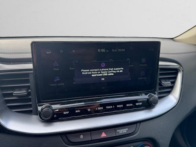 KIA CEE D Ceed Sportswagon 1.0 T-GDi ExecutiveLine Aut- Stoelventilatie, Stuur/Stoelverwarming, Panoramadak, Carplay, Android Auto