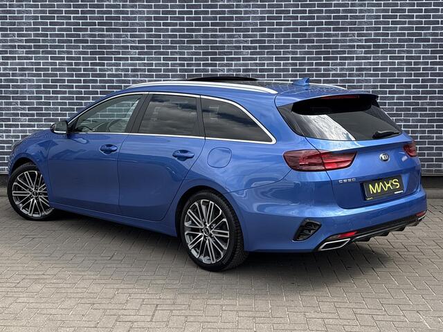 KIA CEE D Ceed SportsWagon 1.4 T-GDI GT-PlusLine | Panoramadak | Achteruitrijcamera | JBL Audio | Sportstoelen | Stoelverwarming voor en achter | LED Koplampen | Keyless Entry | Navigatie |